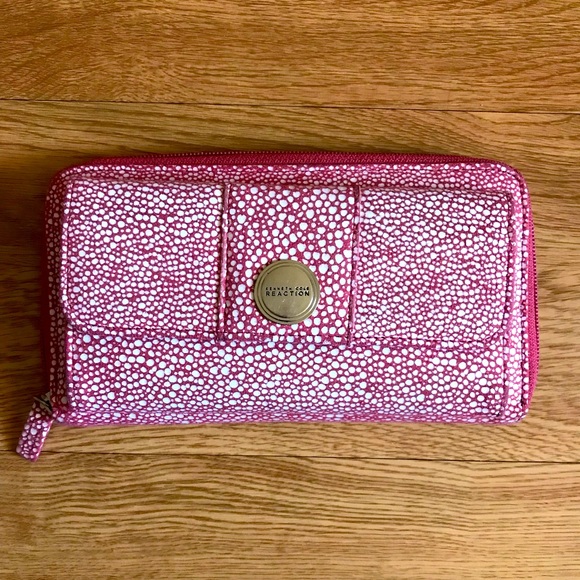 Kenneth Cole Reaction Handbags - Kenneth Cole Reaction Wallet in Pink & White Spotted Suede, Unique Pattern, LNC